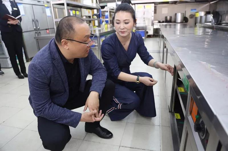 1523339778718165.jpg 3.jpg