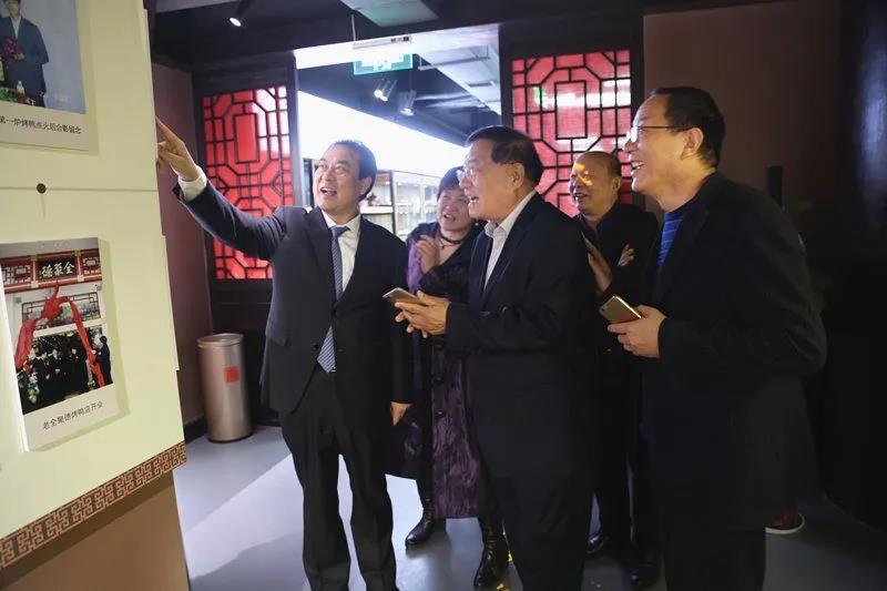 1524103403801068.jpg 5.jpg