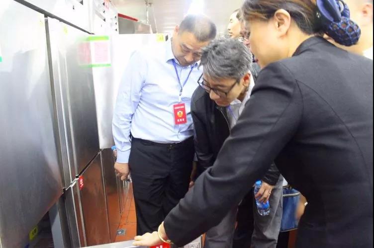 1525243239287852.jpg 2.jpg