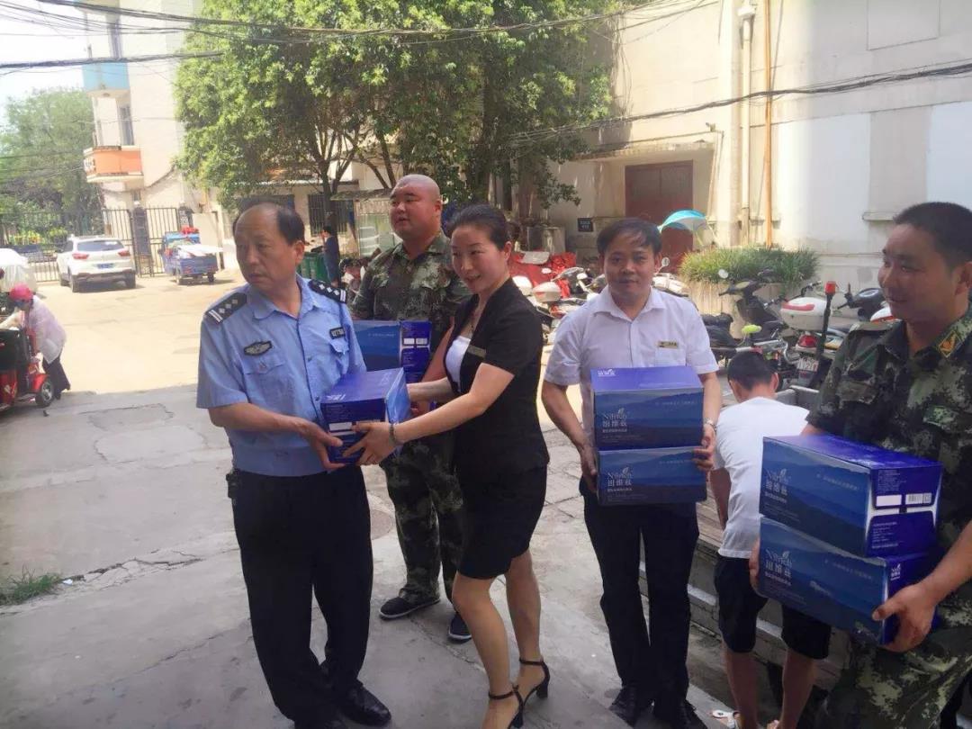 1532059109126808.jpg 2.jpg